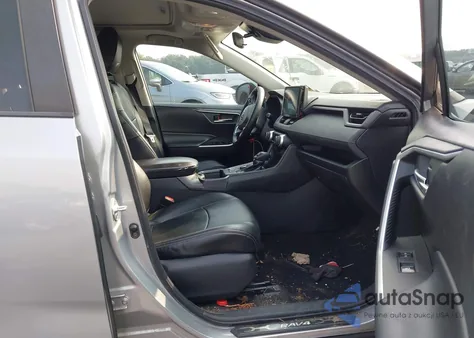 2020 Toyota Rav4 Hybrid Xle from USA, damaged, VIN 2T3RWRFV6LW089618